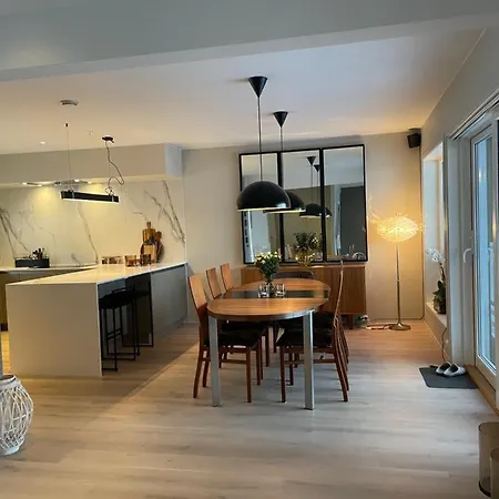 Tatil Evi Modern And Sentral - Close To Centrum And Nature *